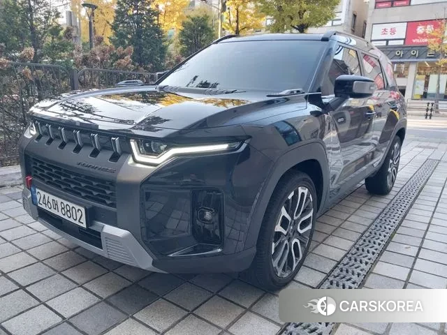 Ssangyong Torres 2023 Черный из Кореи