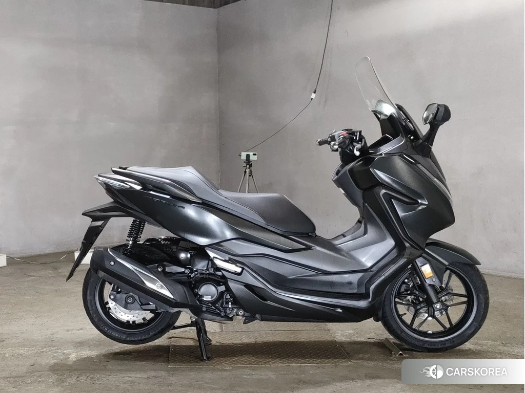 Проданный Honda FORZA 2018 из Японии, фото 2