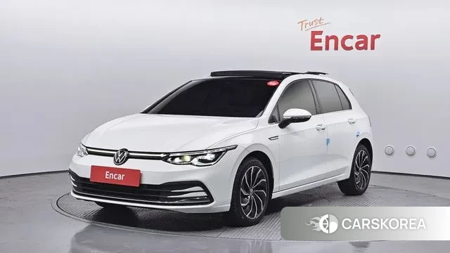 Volkswagen Golf 8th Generation 2022 Белый из Кореи