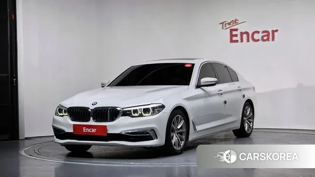 BMW 5 Series (G30) 2019 Белый из Кореи
