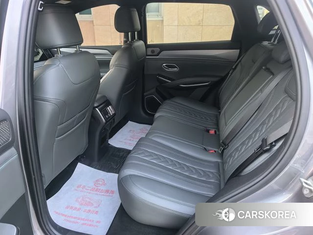 BYD Song L DM 2025 Темно-серый из Китая