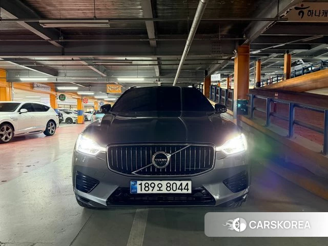 Volvo XC60 second Generation 2020 Серый из Кореи