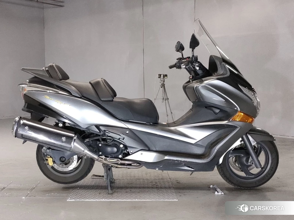 Проданный Honda SILVER WING 600 GT 2013 из Японии