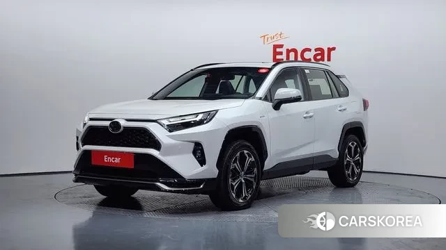 Toyota RAV4 5th Generation 2025 Белый из Кореи
