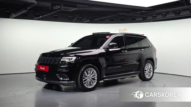 Jeep Grand Cherokee 2018 Черный из Кореи