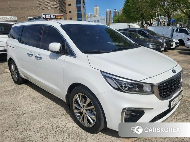 Kia The New Carnival 2018 Белый из Кореи