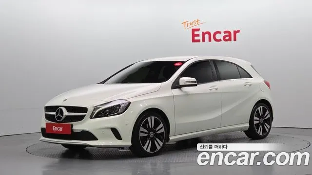 Mercedes-Benz A-Class W176 2018 Белый из Кореи