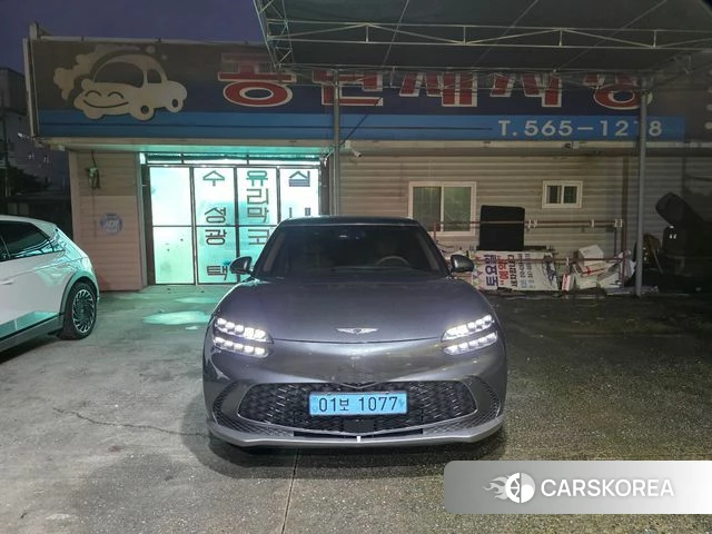 Genesis GV60 2023 Серебристо-серый из Кореи