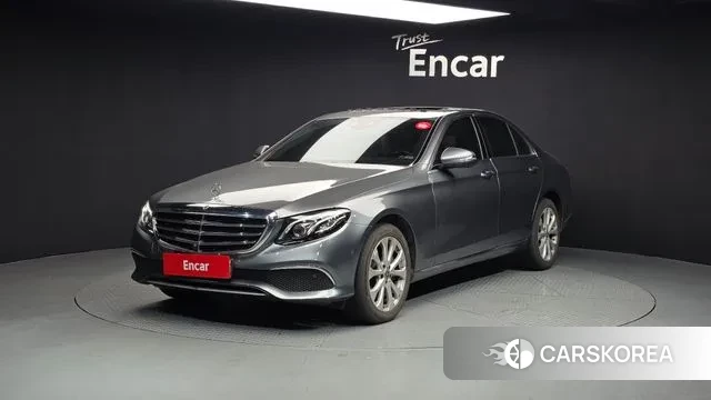 Mercedes-Benz E-Class W213 2018 Серый из Кореи