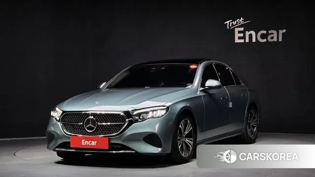 Mercedes-Benz E-Class W214 2024 Синий нефрит из Кореи