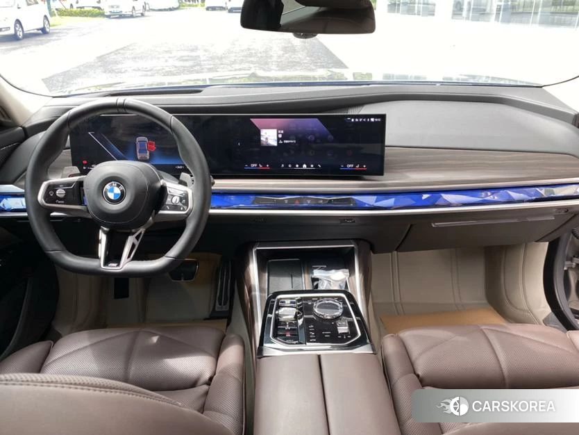 BMW 7 series 2022 Шампань из Китая