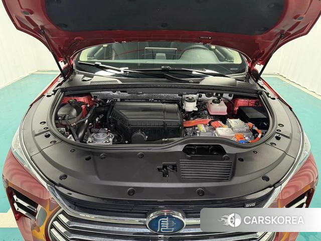 BYD Tang DM 2018 Красный из Китая