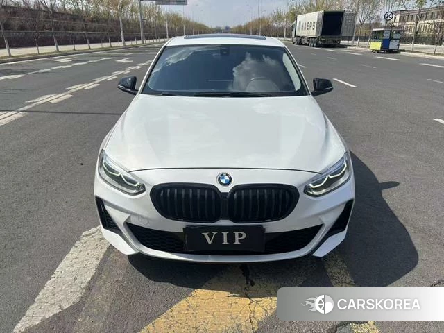 BMW 1 series 2023 Белый из Китая