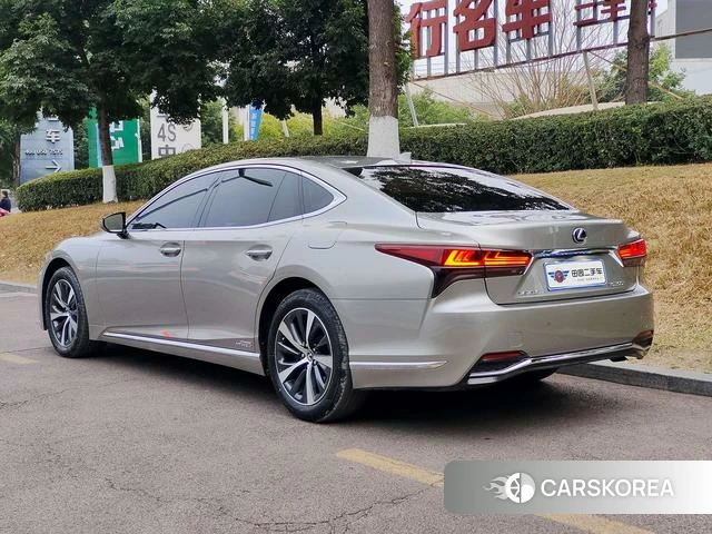 Lexus LS 2021 Шампань из Китая