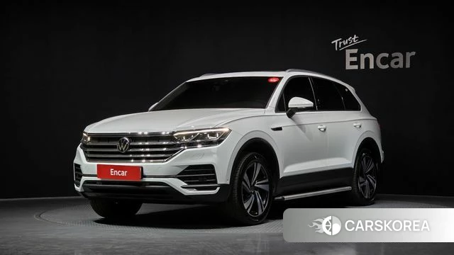 Volkswagen Touareg 3rd generation 2023 Белый из Кореи