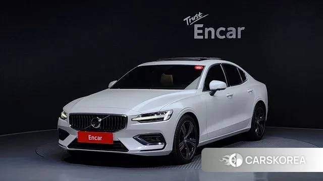Volvo S60 3rd generation 2021 Белый из Кореи