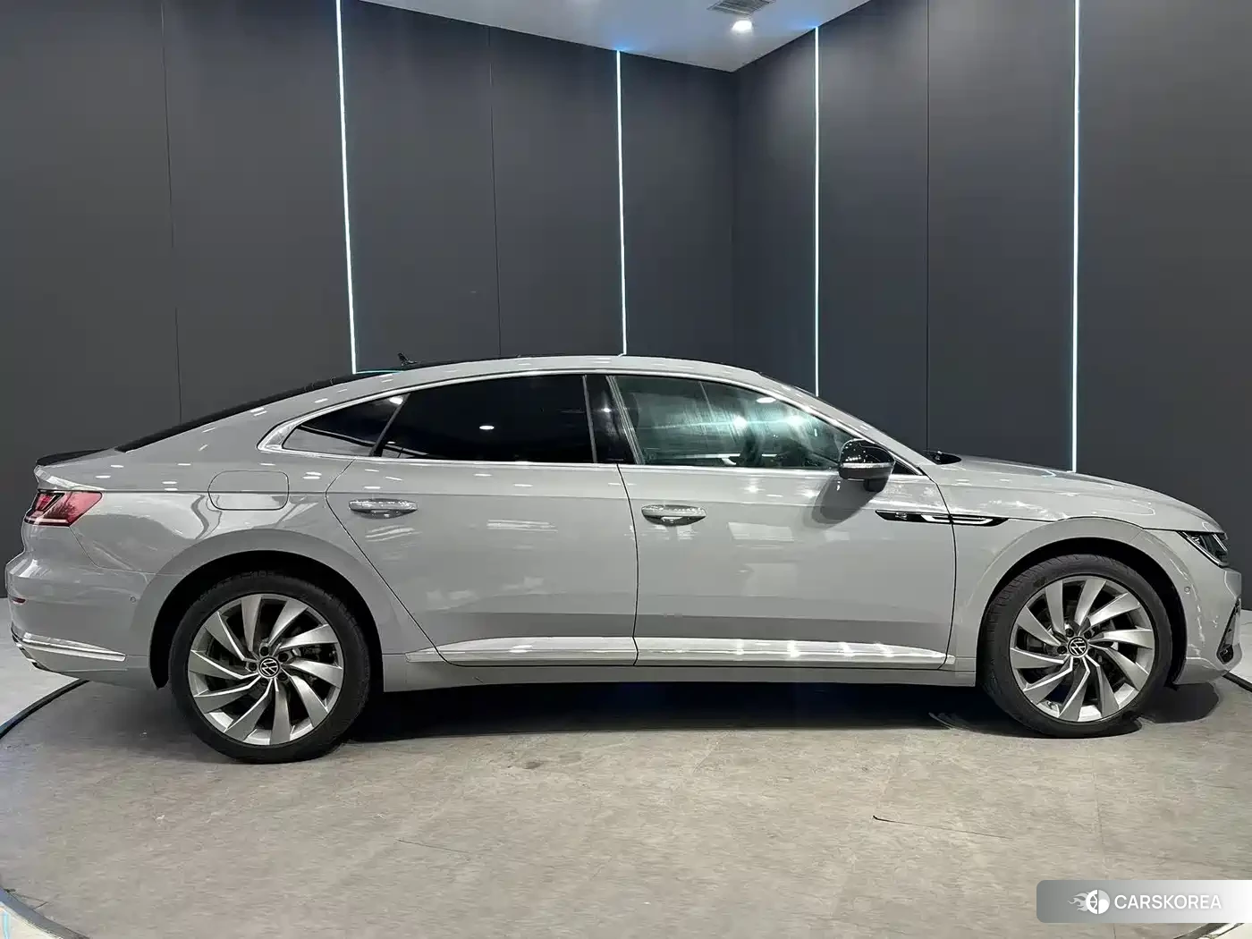 Volkswagen FAW-Volkswagen CC 2022 Silver/gray из Китая