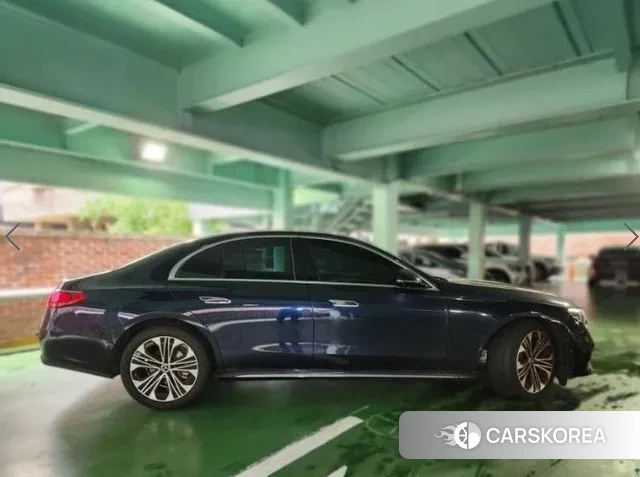 Mercedes-Benz E-Class W214 2024 Синий из Кореи