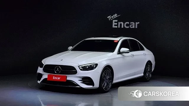 Mercedes-Benz E-Class W213 2020 Белый из Кореи