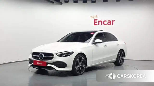 Mercedes-Benz C-Class W206 2023 Белый из Кореи