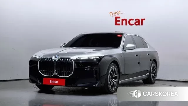 BMW 7 Series (G70) 2024 Черный из Кореи