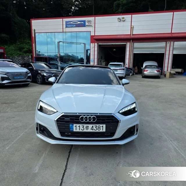 Audi A5 (F5) 2021 Белый из Кореи