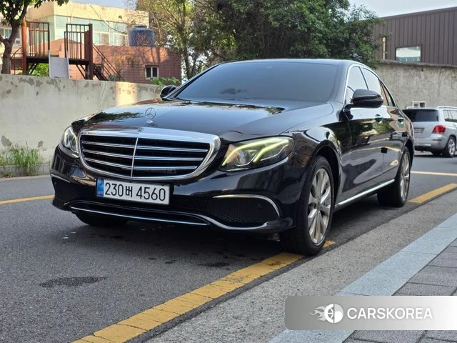 Mercedes-Benz E-Class W213 2020 Черный из Кореи