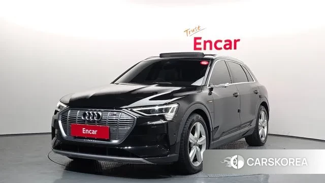 Audi e-Tron 2021 Черный из Кореи