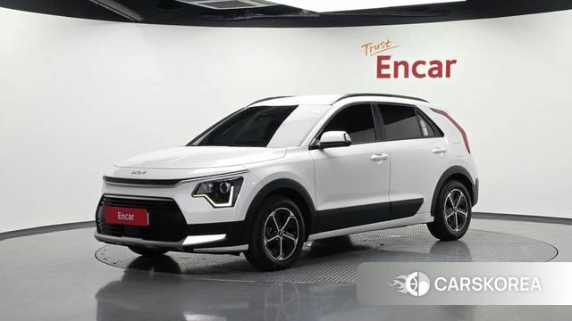 Kia Di Ol Nu Niro 2022 Белый из Кореи