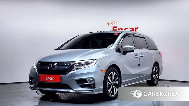 Honda Odyssey 2019 Серебряный из Кореи