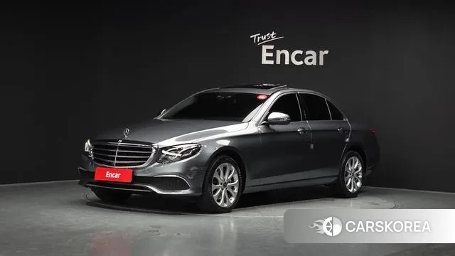Mercedes-Benz E-Class W213 2018 Серый из Кореи