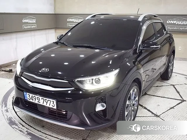 Kia Stonic 2018 Черный из Кореи