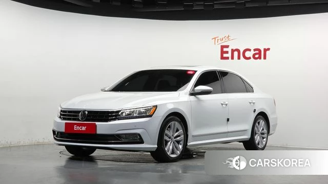 Volkswagen The New Passat 2018 Белый из Кореи