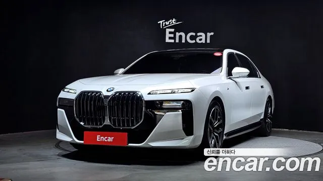 BMW 7 Series (G70) 2024 Белый из Кореи