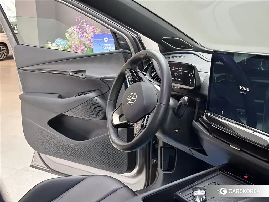 Volkswagen ID. UNYX 2025 Черный из Китая