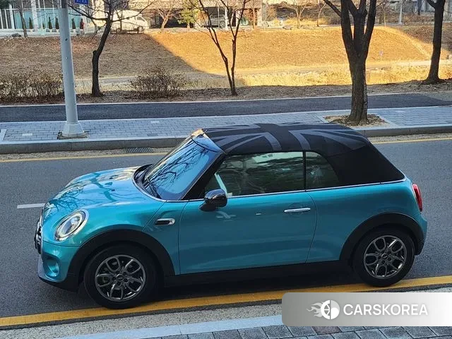 Mini Cooper Convertible 2019 Синий из Кореи