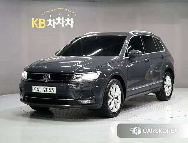 Volkswagen Tiguan second Generation 2018 Цвет тростника из Кореи