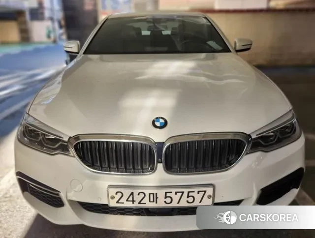 BMW 5 Series (G30) 2020 Белый из Кореи