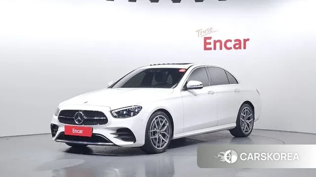 Mercedes-Benz E-Class W213 2020 Белый из Кореи