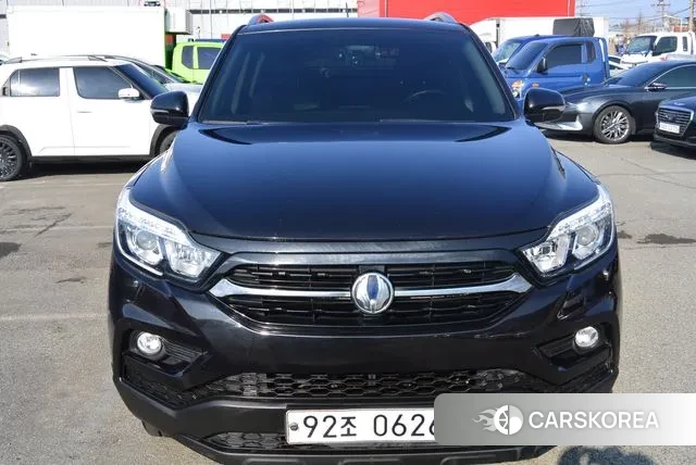 Ssangyong Rexton Sports 2018 Черный из Кореи