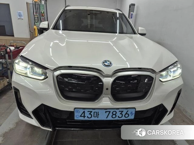 BMW iX3 2023 Белый из Кореи