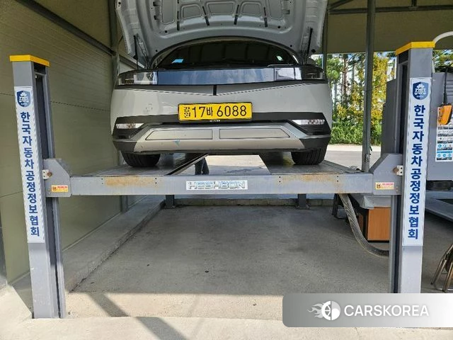 Hyundai Ionic 5 2023 Серый из Кореи