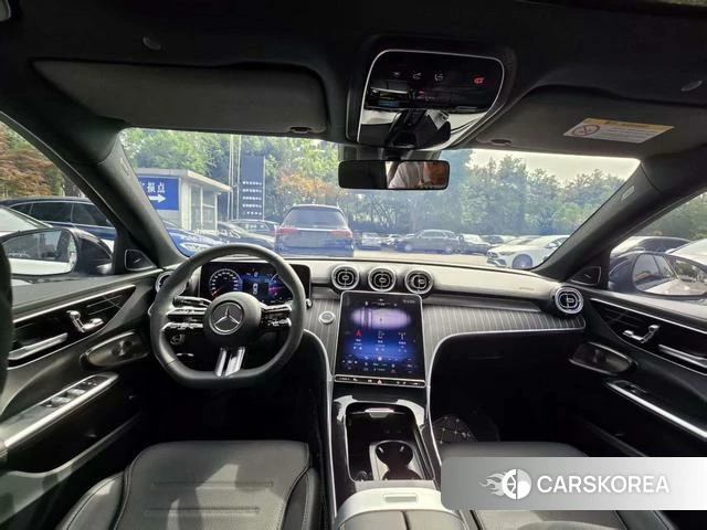 Mercedes-Benz Class C 2024 Белый из Китая