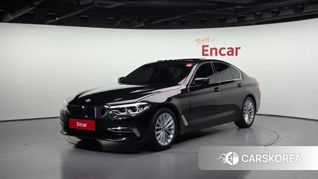 BMW 5 Series (G30) 2019 Черный из Кореи