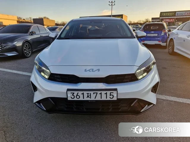 Kia The New K3 2nd generation 2021 Белый из Кореи