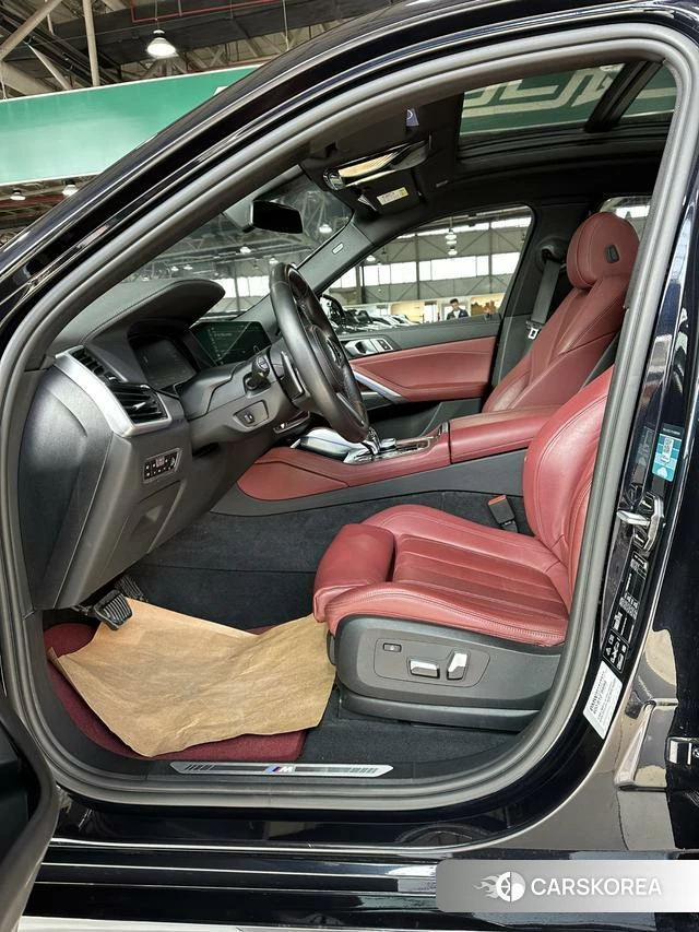 BMW X6 2021 Черный из Китая