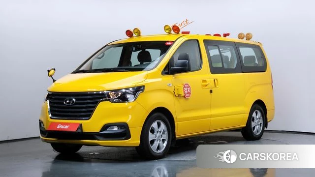 Hyundai The New Grand Starex 2018 Желтый из Кореи