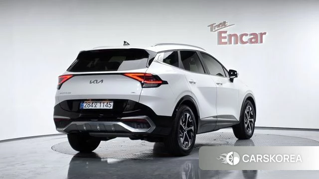 Kia Sportage 5th Generation Hybrid 2022 Белый из Кореи