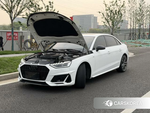 Audi A4L 2021 Белый из Китая
