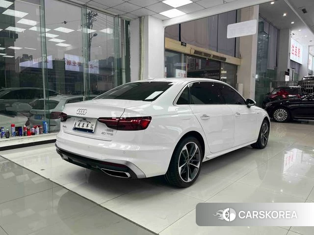 Audi A4L 2024 Белый из Китая